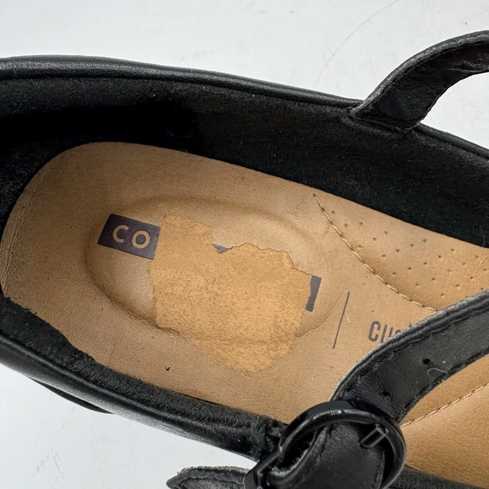 Clarks pre owned